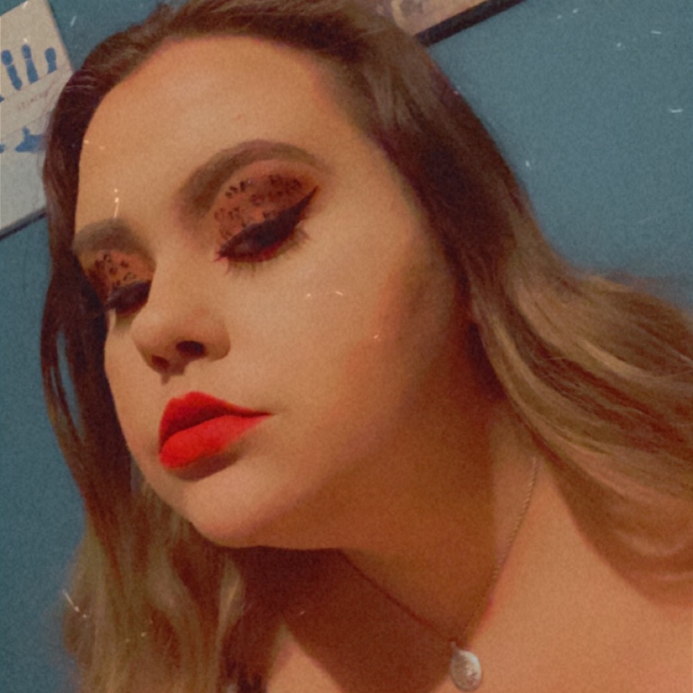 Meet your Posher, Raquel